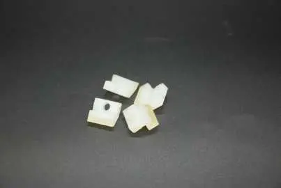 91.014.310 Asiento plástico de salida SM102/SM72